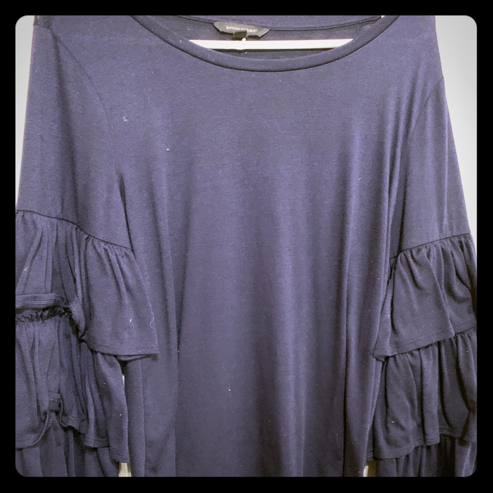 Ruffled sleeved shirt